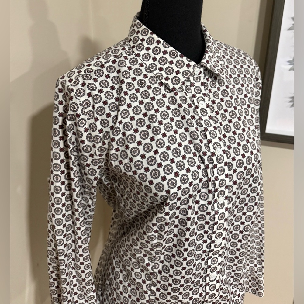 Talbots Geometric Print Wrinkle Resistant Button Down Shirt - Picture 2 of 8